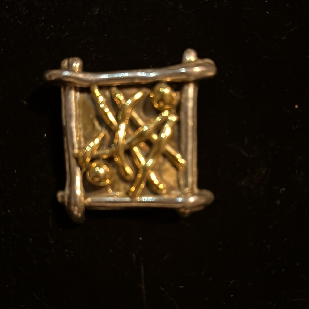 Pin